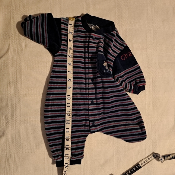 Oshkosh B'Gosh 5-12 lbs velour romper Vintage - Picture 8 of 8